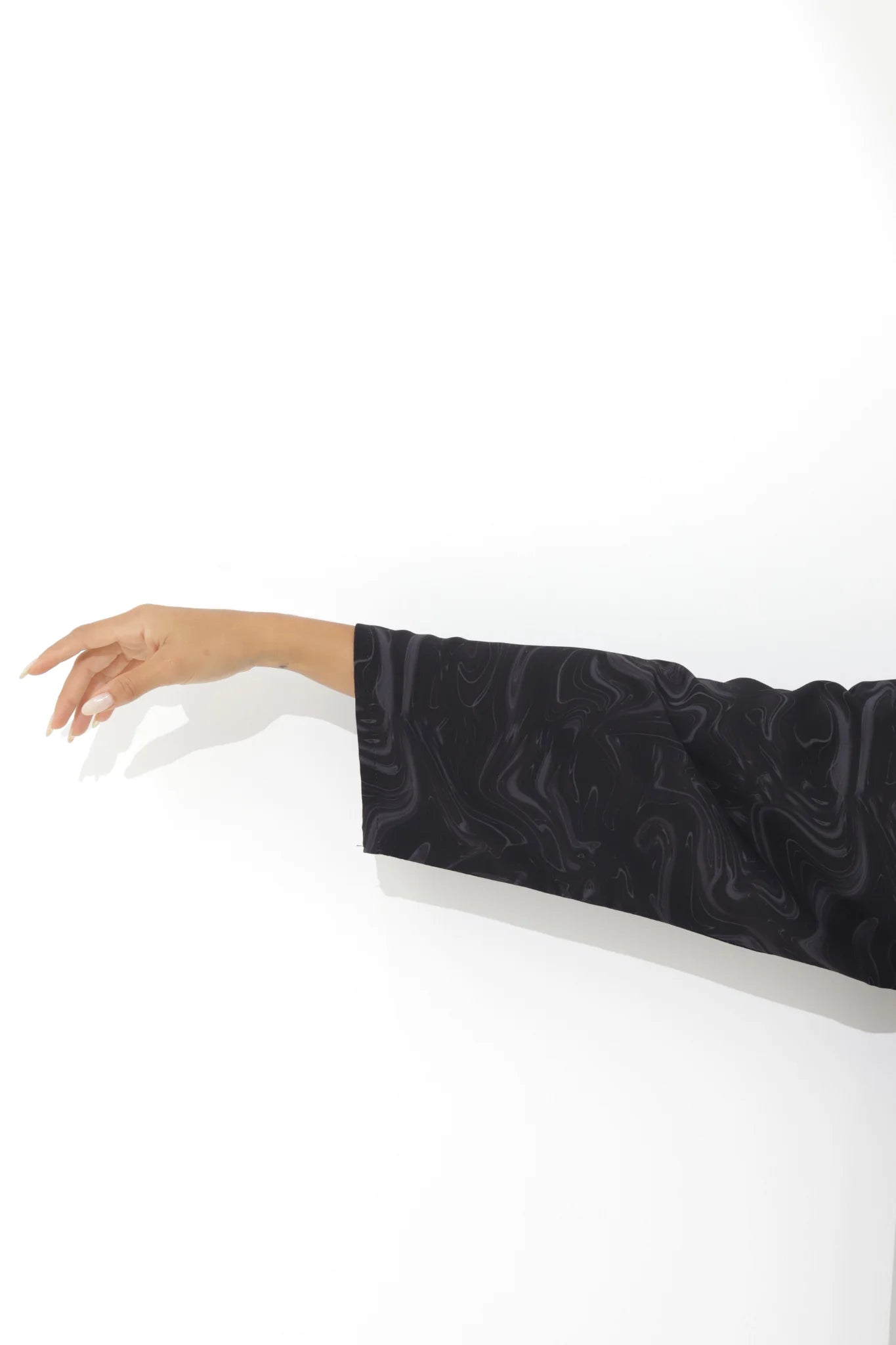 Basic Reversible (Black Abaya)