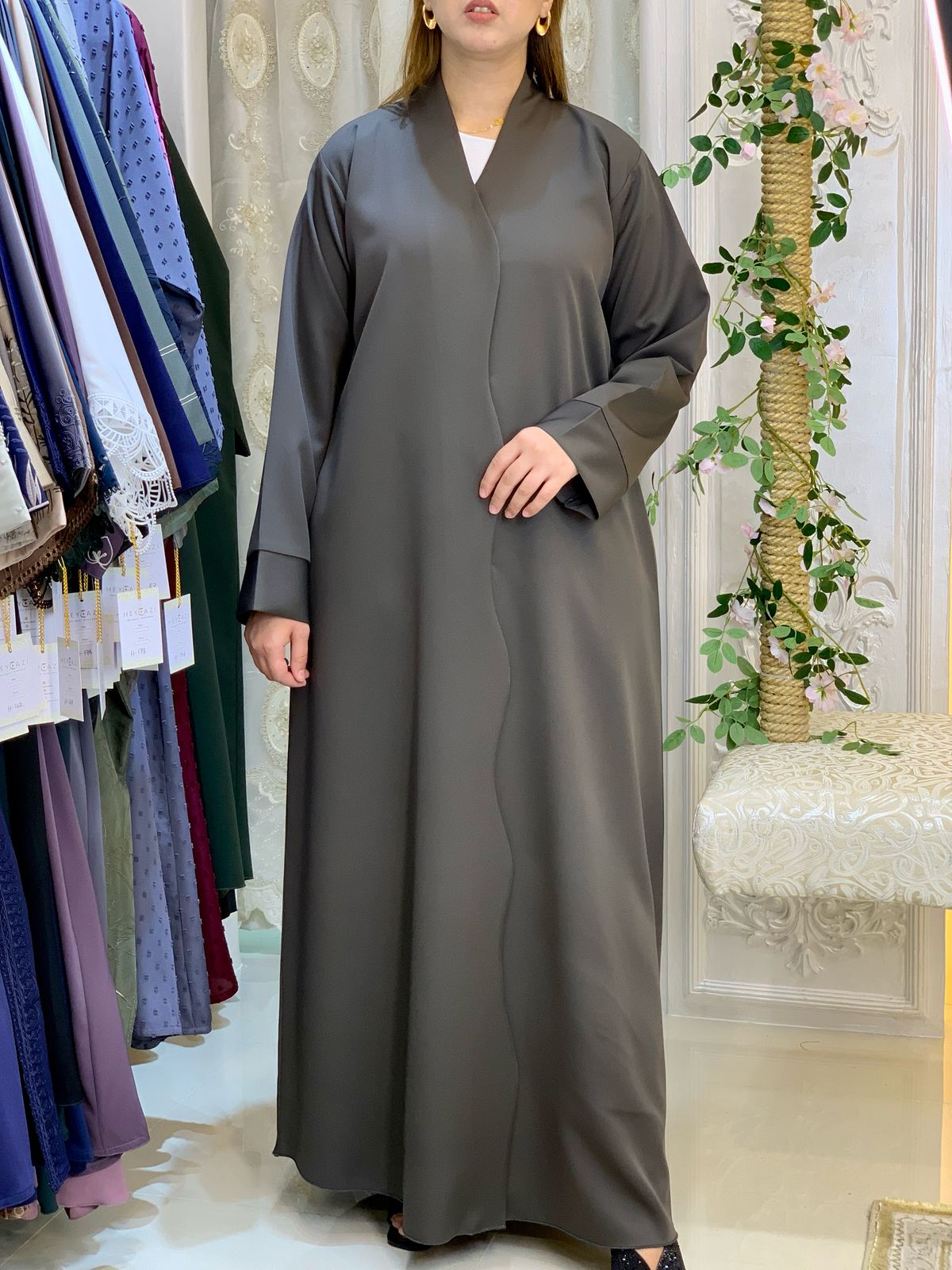 Arista Minimal Abaya