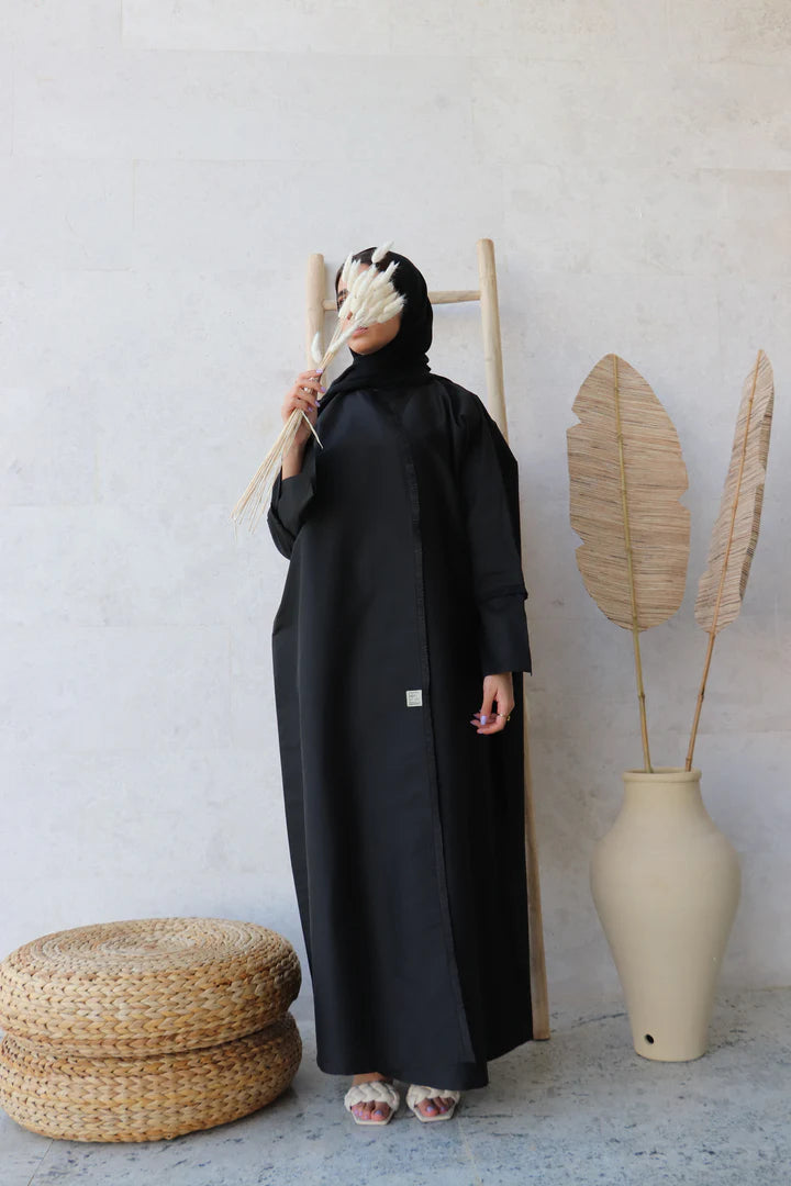 Basic 03 Three (Black Abaya)
