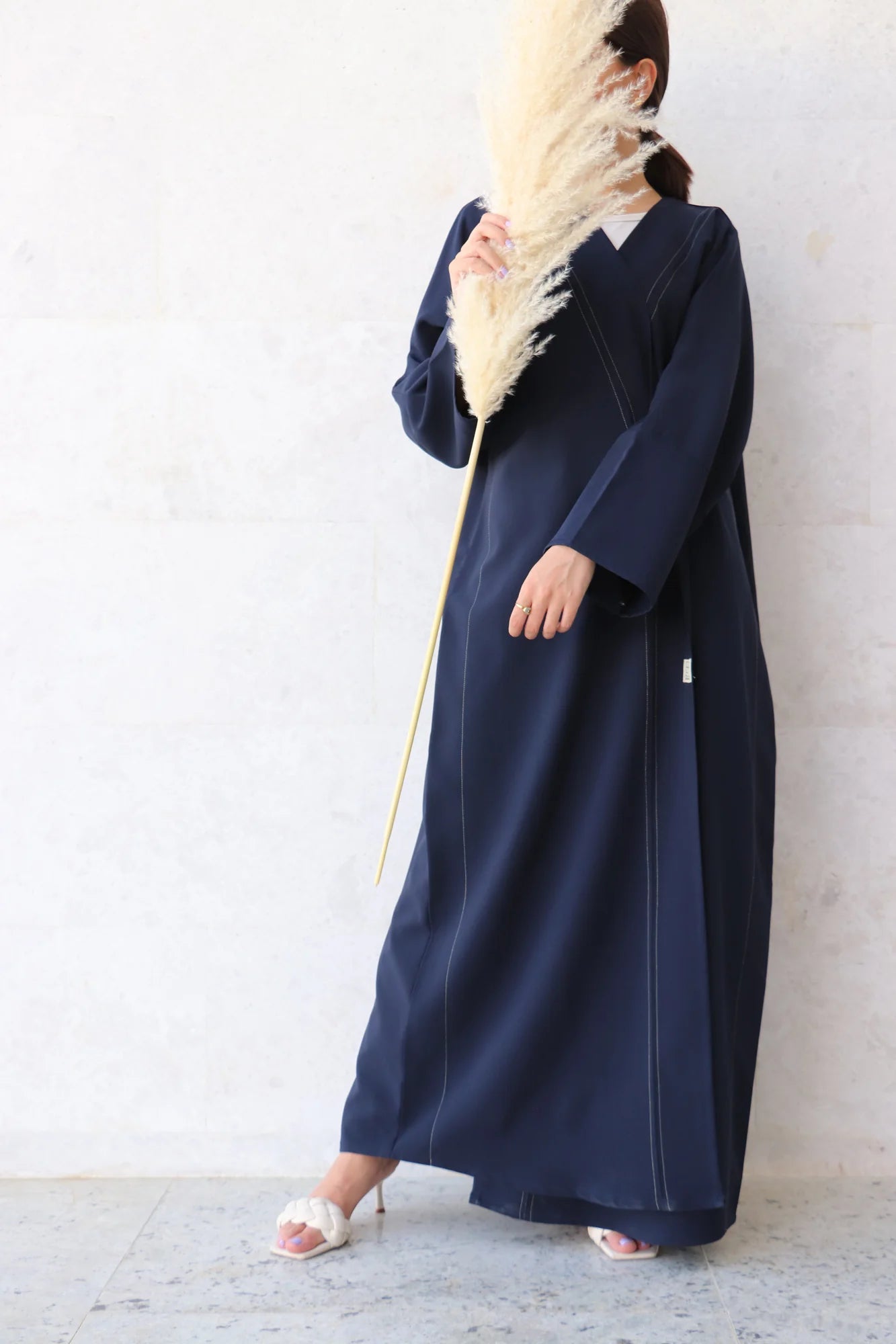Basic 05 Five (Navy Abaya)