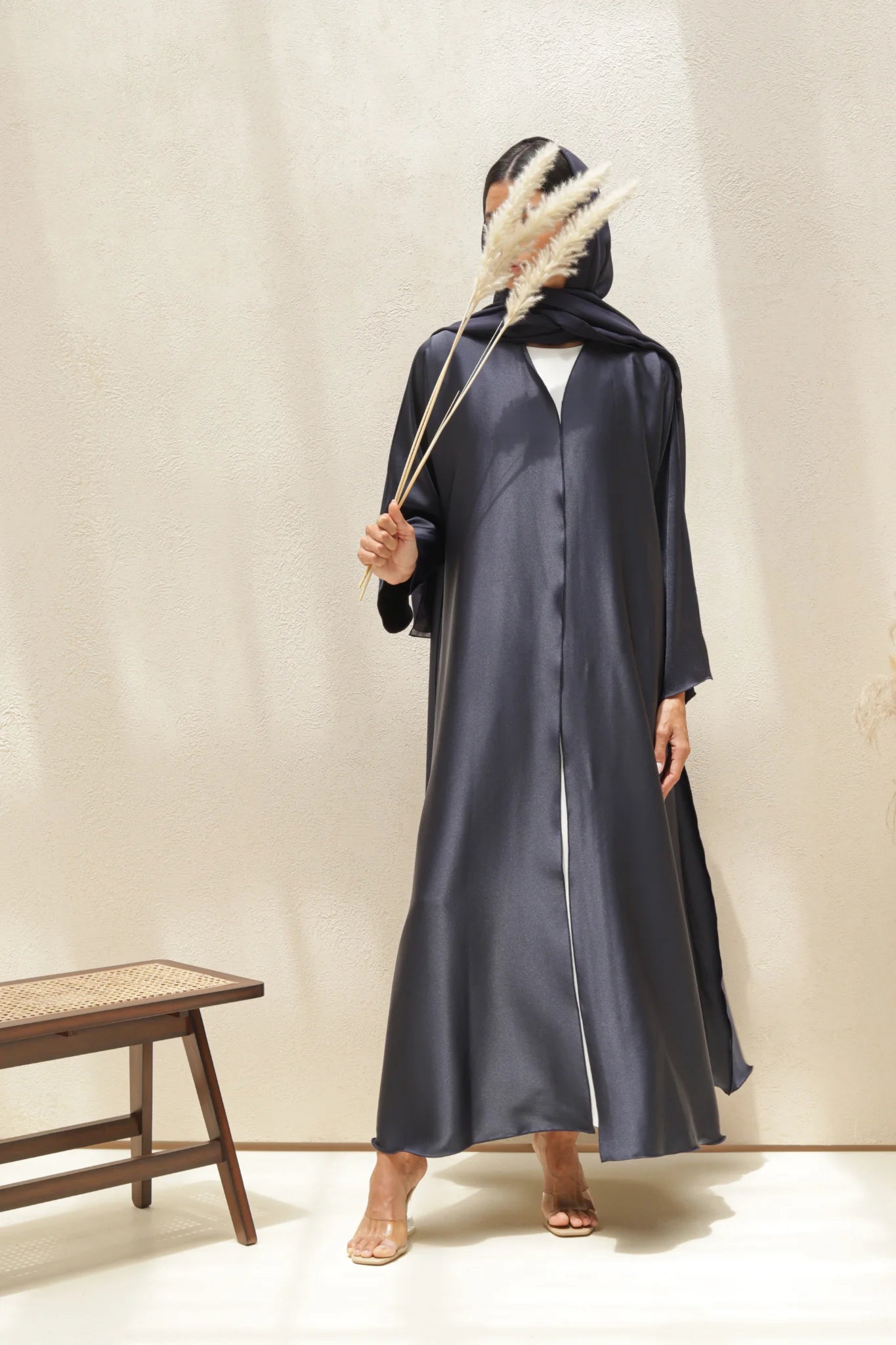 Basic Reversible (Navy Blue Abaya)